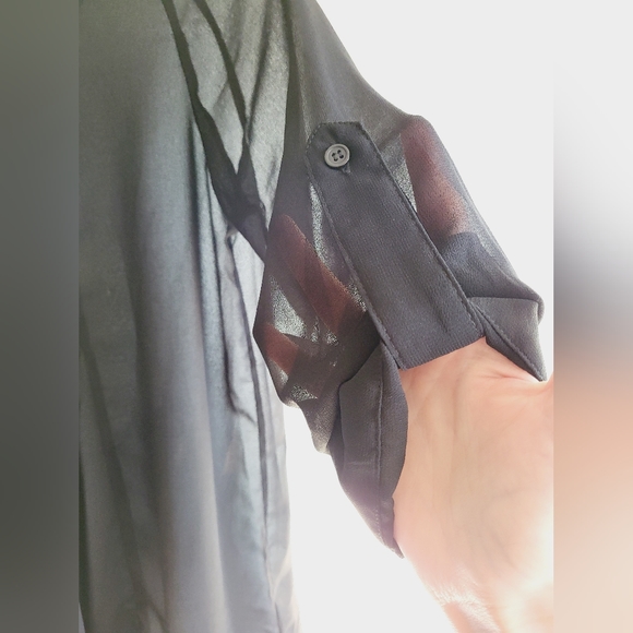 🔴 NWT Collective concepts black sheer blouse - Picture 6 of 8